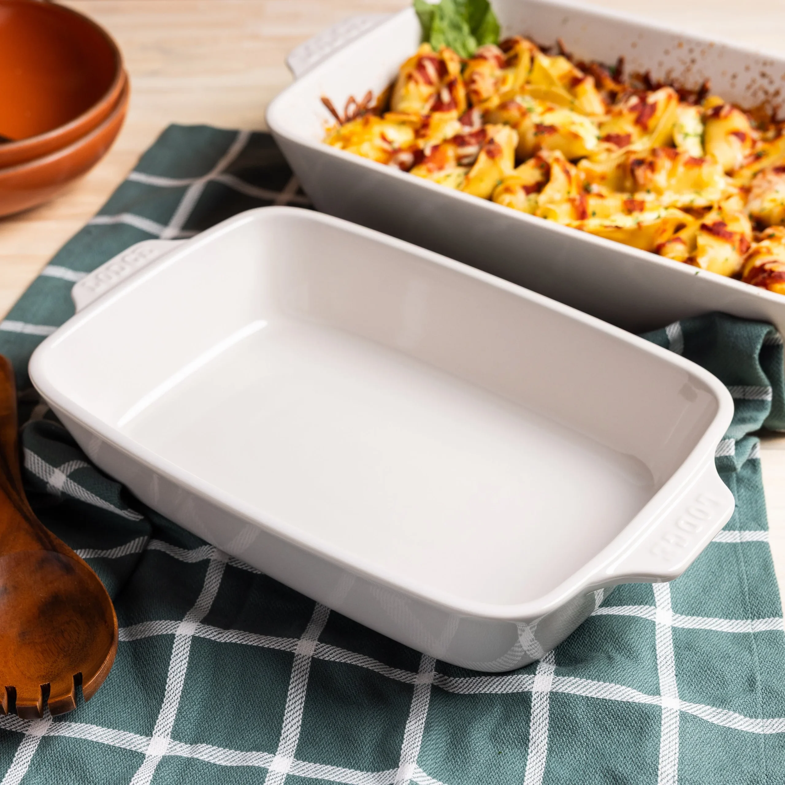 Medium Stoneware Casserole Dish, 11 x 7.5 Inch - Image 10