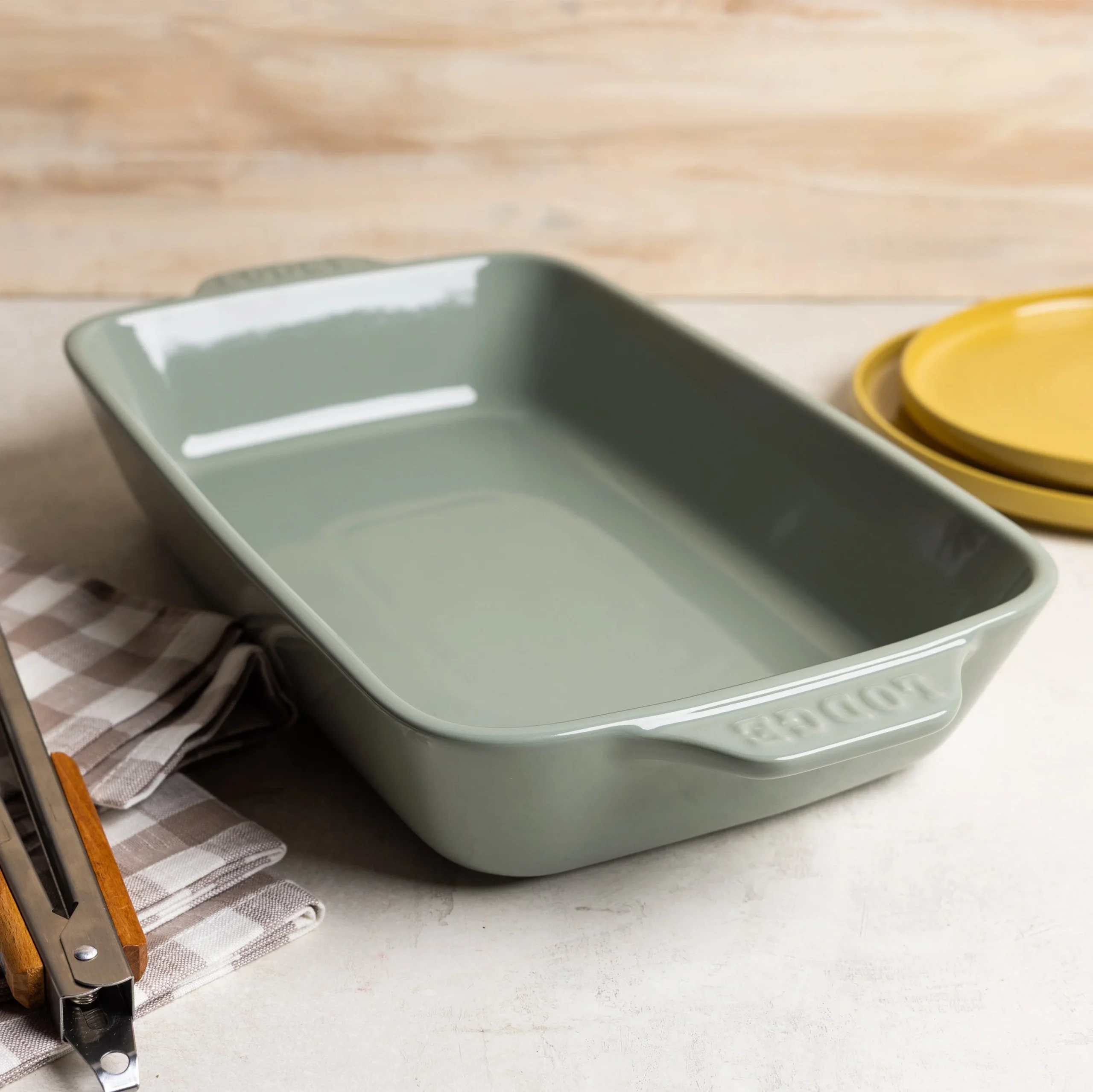 Large Stoneware Casserole Dish, 13 x 9 Inch - Image 14