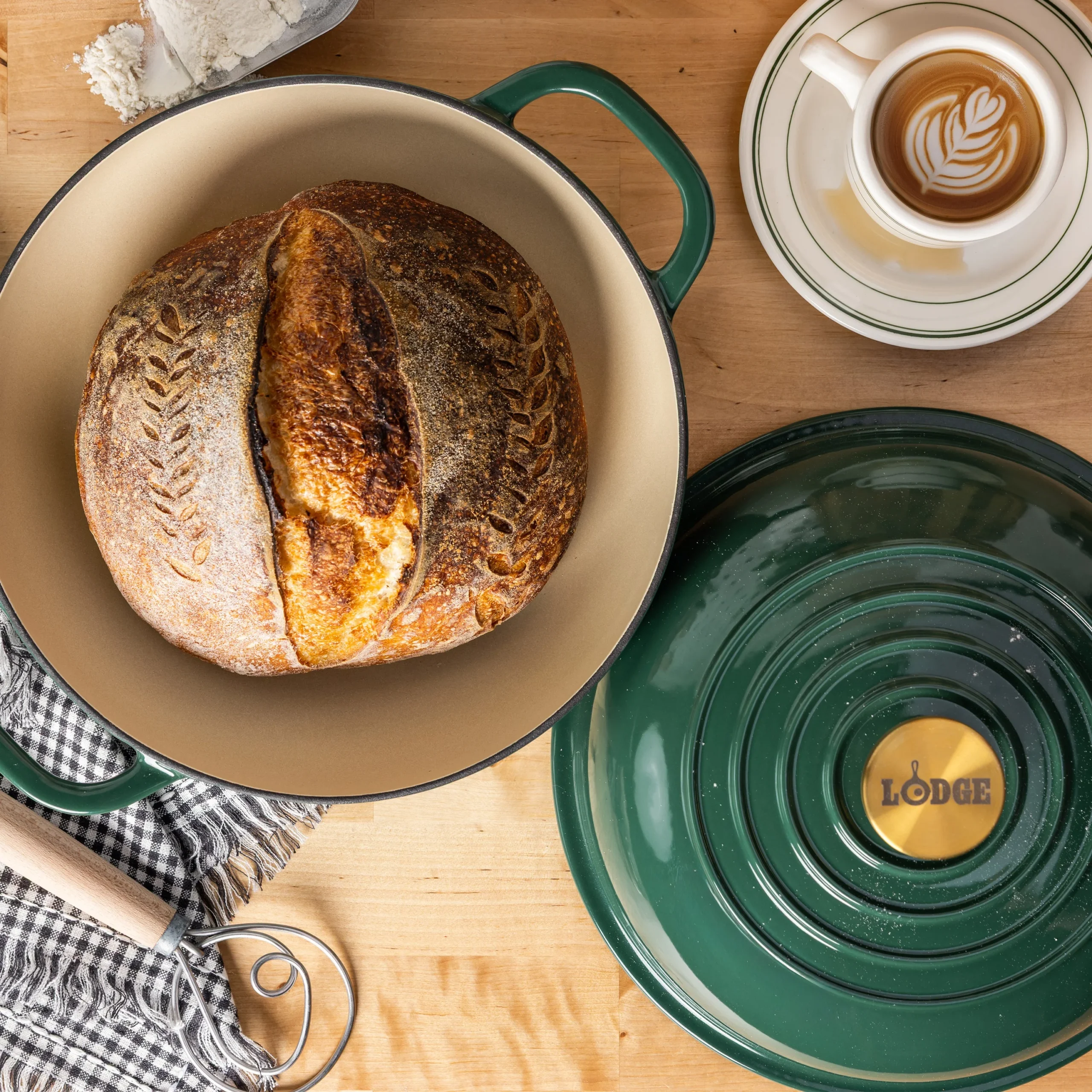 10.35 Inch Enameled Cast Iron Bread Oven - Image 3