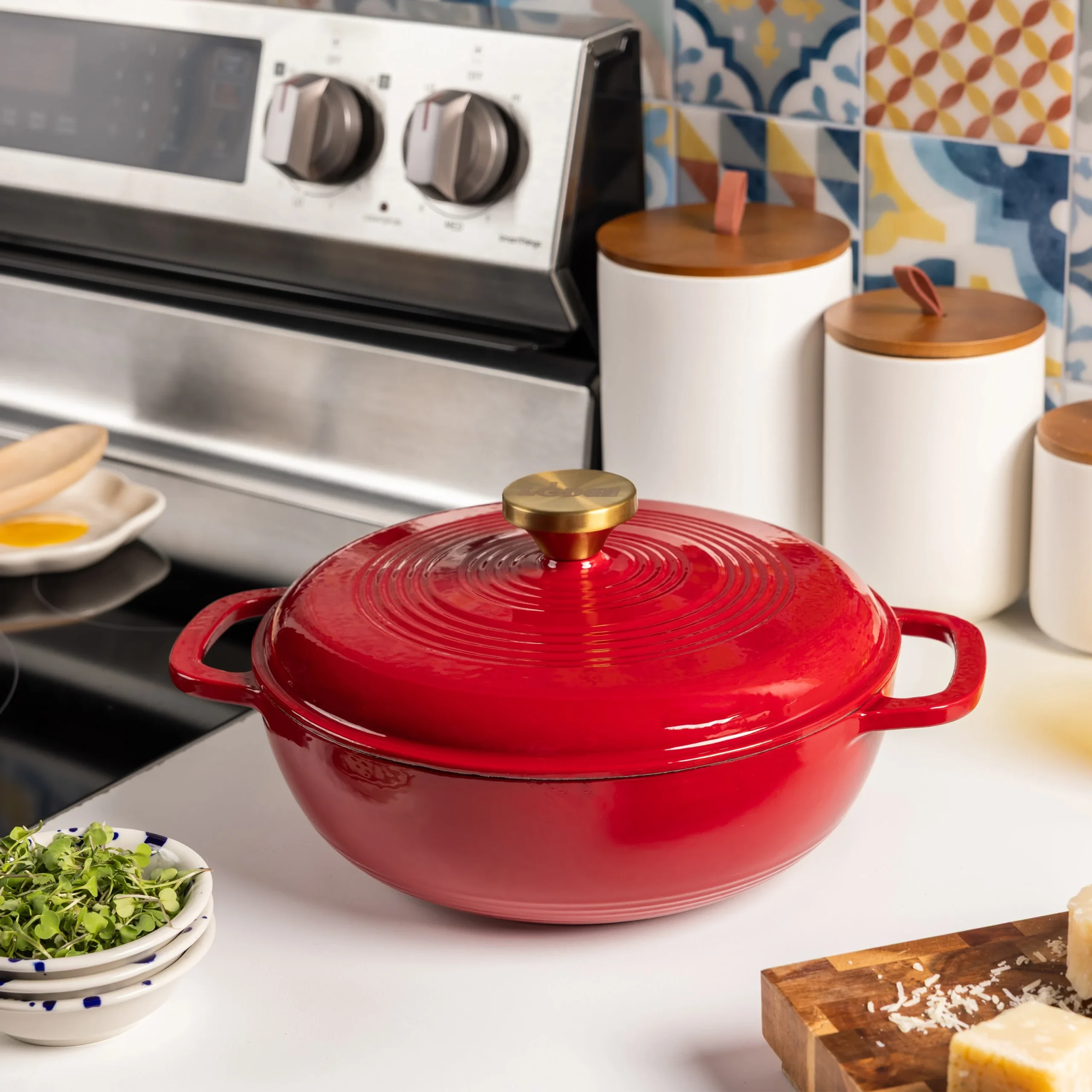4.5 Quart Essential Enamel Dutch Oven - Image 30