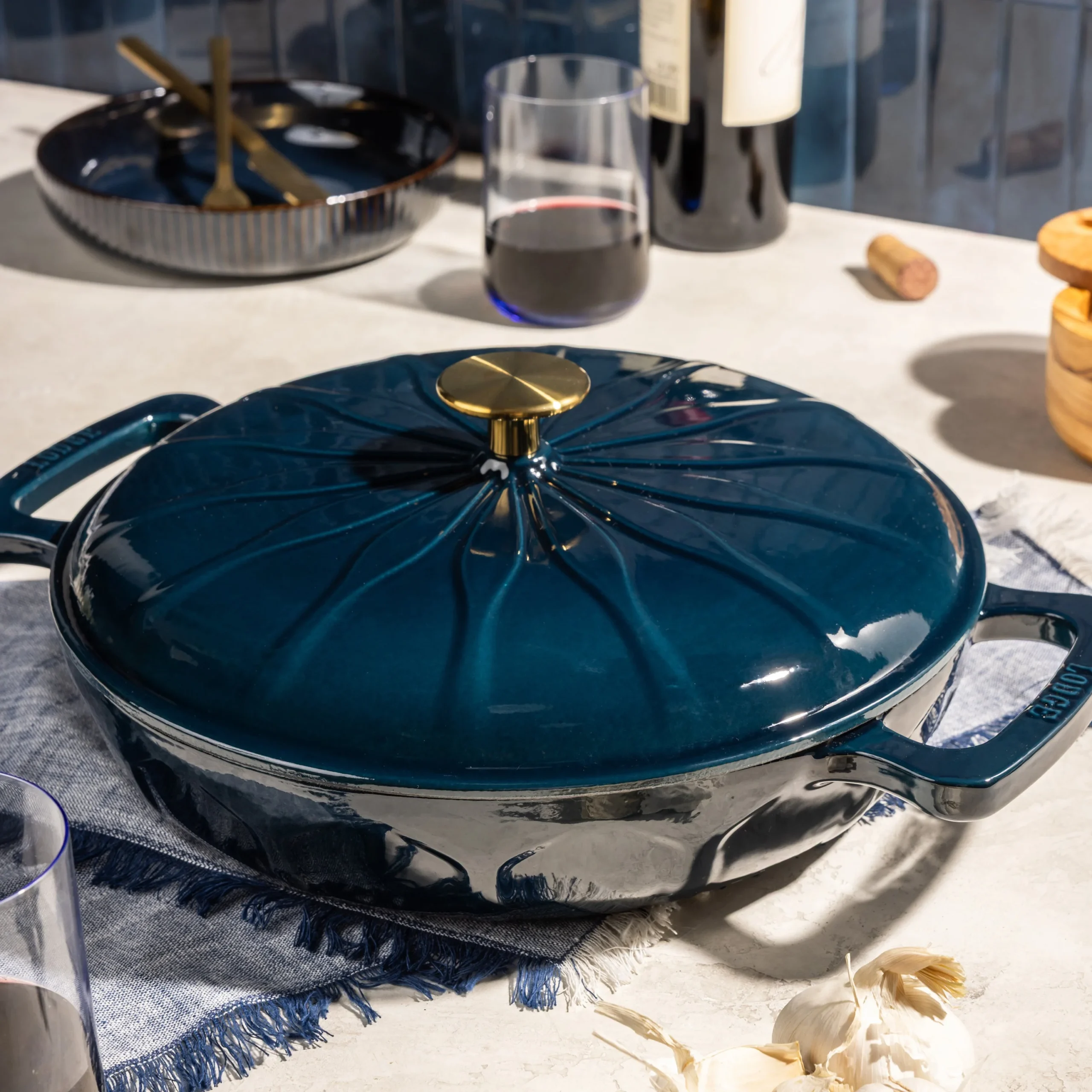 Luxe 3.6 Quart Enameled Cast Iron Braiser - Image 4