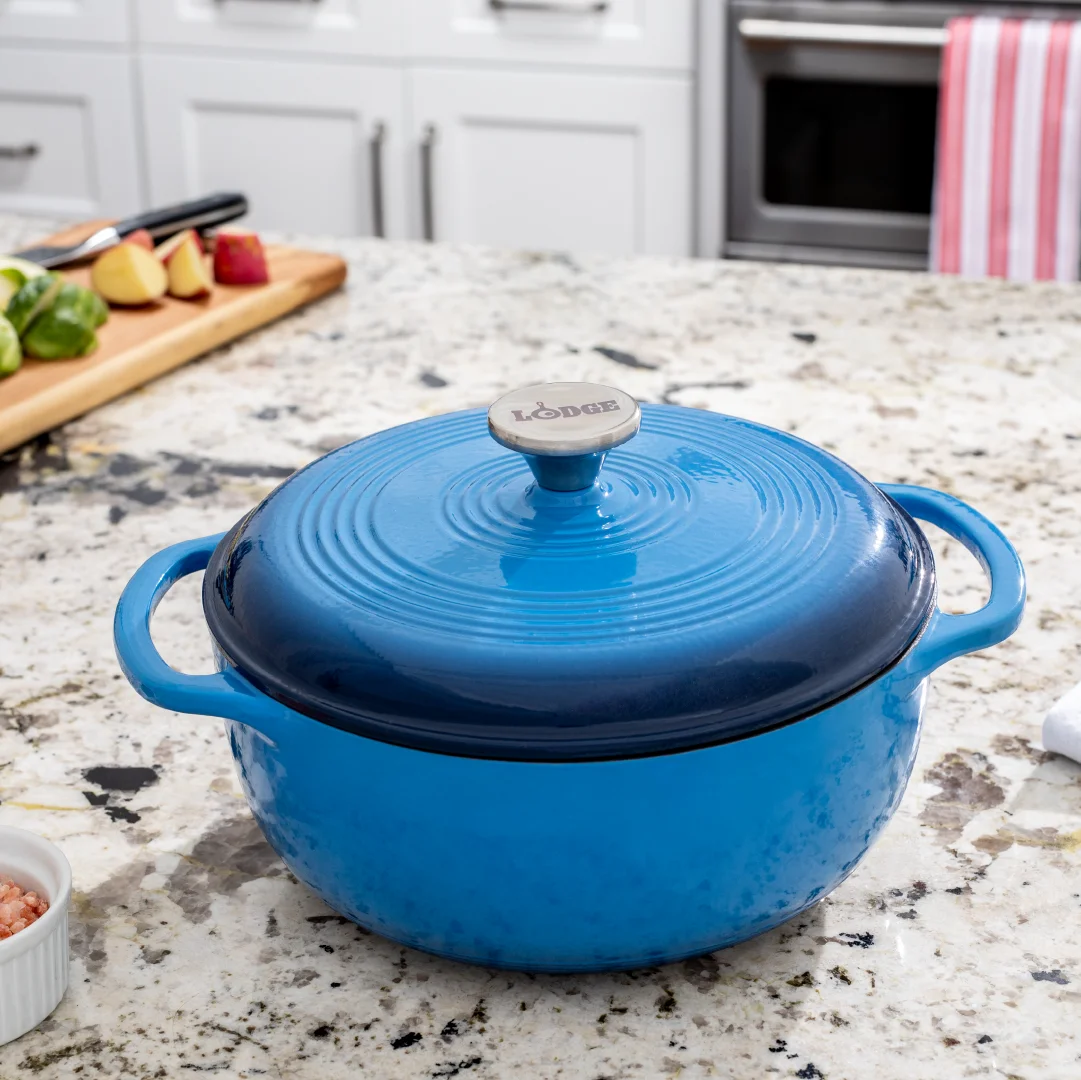 4.5 Quart Essential Enamel Dutch Oven - Image 9