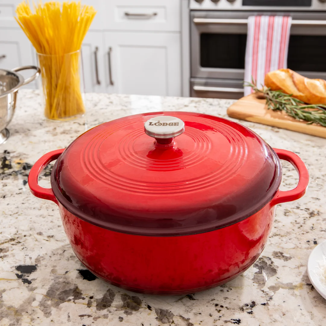 7.5 Quart Essential Enamel Dutch Oven - Image 2