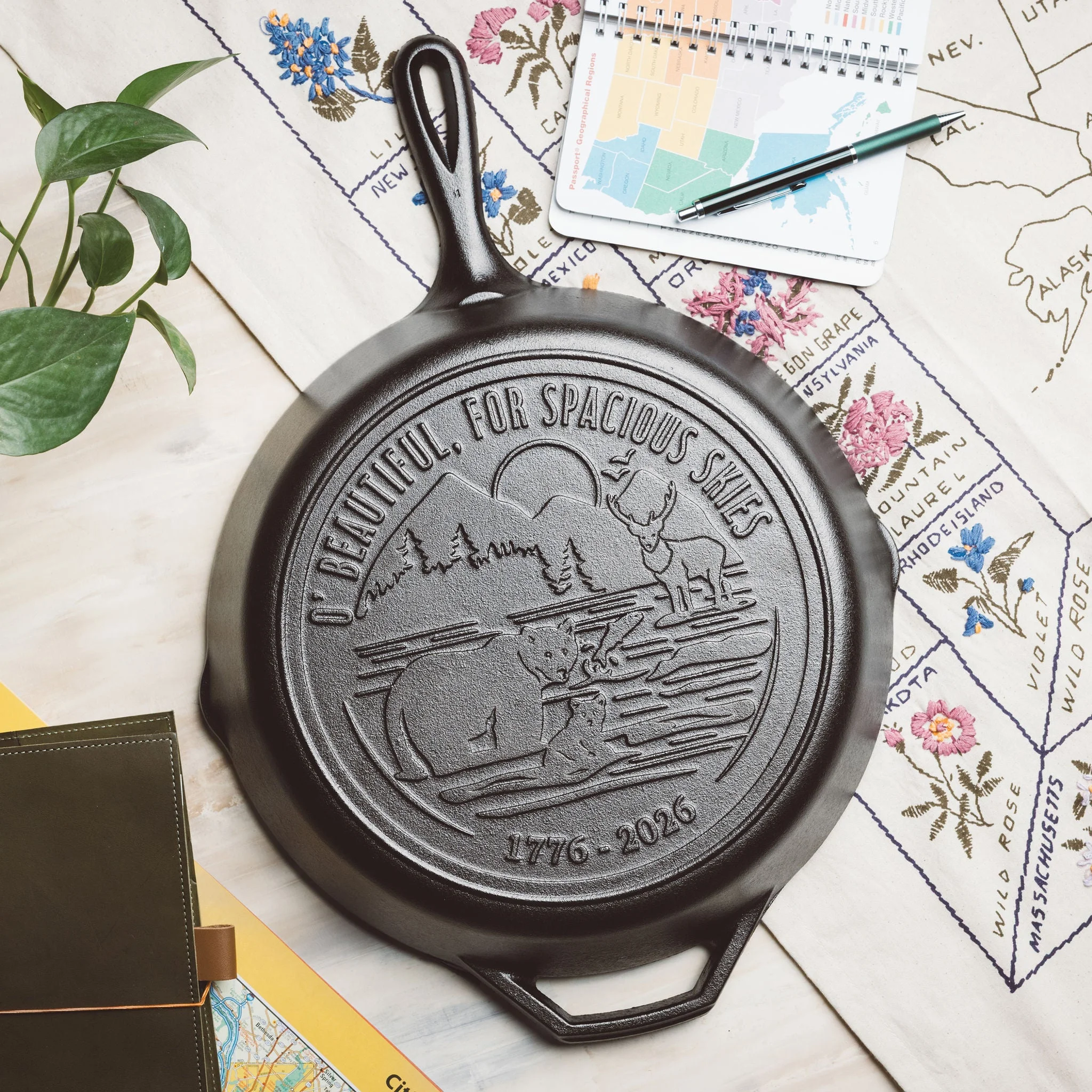 Lodge 12 Inch Seasoned Cast Iron Skillet, Spacious Skies - Image 2