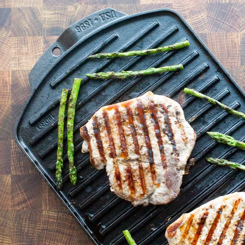 19 x 9.5 Inch Seasoned Cast Iron Reversible Grill/Griddle - Image 3