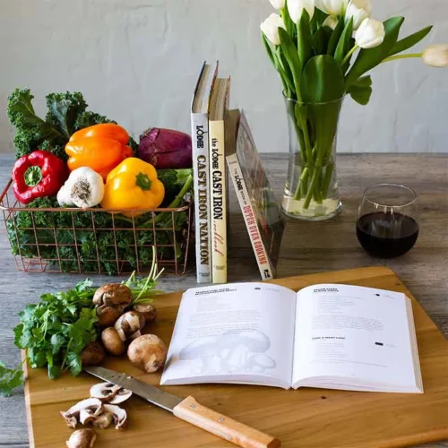 Alternative view of Cast Iron Nation: Great American Cooking