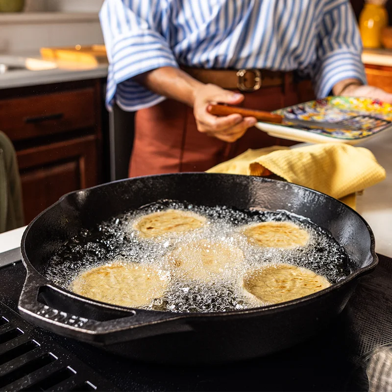 Classic Cast Iron Skillets - Image 125